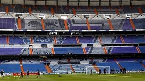 FOTO Fanii Realului pregătesc o coregrafie spectaculoasă pentru meciul cu Bayern! CR7 va afla ce greutate are numărul de pe tricou