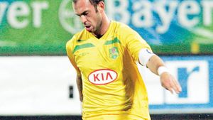 Zotta, apărat de agentul unuia dintre jucătorii pe care i-a sunat?** "Nu l-a căutat nimeni de la Rapid, sunt zvonuri"