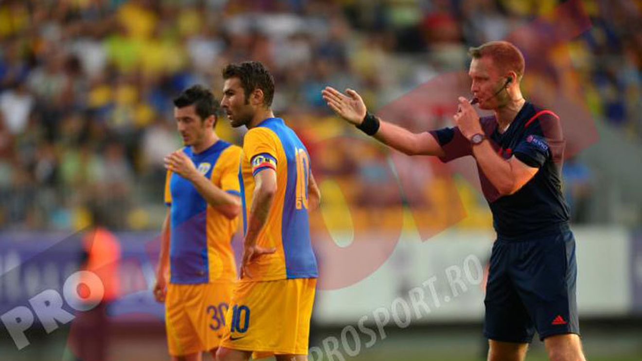 FOTO | Mutu și-a personalizat ghetele pentru noul sezon. "Briliantul" a jucat pentru prima oară cu ele în partida de joi, cu Flamurtari 