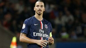 VIDEO | Zlatan s-a dat în spectacol și la Chișinău. Atacantul a luat în colimator un jurnalist moldovean pe care l-a făcut de râs în fața colegilor săi: "Hal de gentleman ce ești tu"