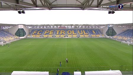Nimeni la meci! Nu, nu este un protest :) Câți fani sunt pe "Ilie Oană", la partida Juventus București - Sepsi Sf. Gheorghe
