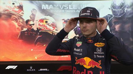 Max Verstappen, cu lacrimi în ochi după ce a devenit campion mondial în Formula 1: „Mi-am pierdut vocea, încă am crampe!”