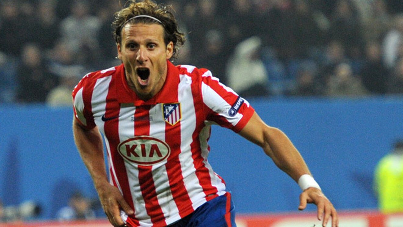 Tottenham, megaofertă pentru Forlan