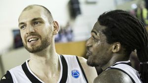 U-BT Cluj a câștigat dramatic meciul cu AEK Larnaka din Europe Cup, după un capac salvator în ultima secundă! Moldoveanu, eroul clujenilor