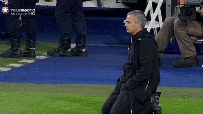 A devenit "The Special Two"!** Bancul zilei: De ce s-a așezat Mourinho în genunchi la penalty-uri și dialogul cu Ronaldo!