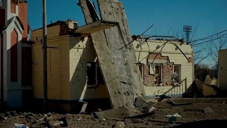 Război fără limite: Vladimir Putin a bombardat stadionul din Ucraina care poartă numele celebrului cosmonaut rus Iuri Gagarin! Cum arată acum arena formației din prima ligă FK Desna | VIDEO