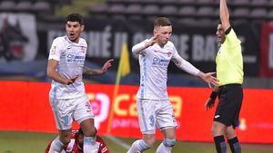 Anchetă la o echipă din Liga 1! Patronul s-a speriat după ce a aflat de problemele cu legea ale lui Florinel Coman. „Aruncăm cu glume slabe. Sper să nu fie aşa ceva la noi!”