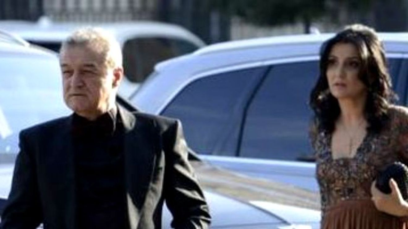 Așa arată moștenitoarea imperiului de sute de milioane de euro al lui Gigi Becali! Imagini fabuloase cu nepoata miliardarului, care poartă numele Fecioarei Maria, la plimbare cu bunica ei, nimeni alta decât soția patronului FCSB! FOTO