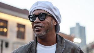 Ronaldinho a tras concluzia:  "Eu şi Messi am făcut istorie. Acum, e rândul lui Lamine Yamal"