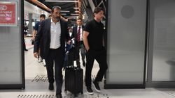 Lovitură de teatru! Drăguș așteaptă cu sufletul la gură: antrenorul care nu-l suportă a demisionat, Trabzonspor nu vrea să-l lase să plece!