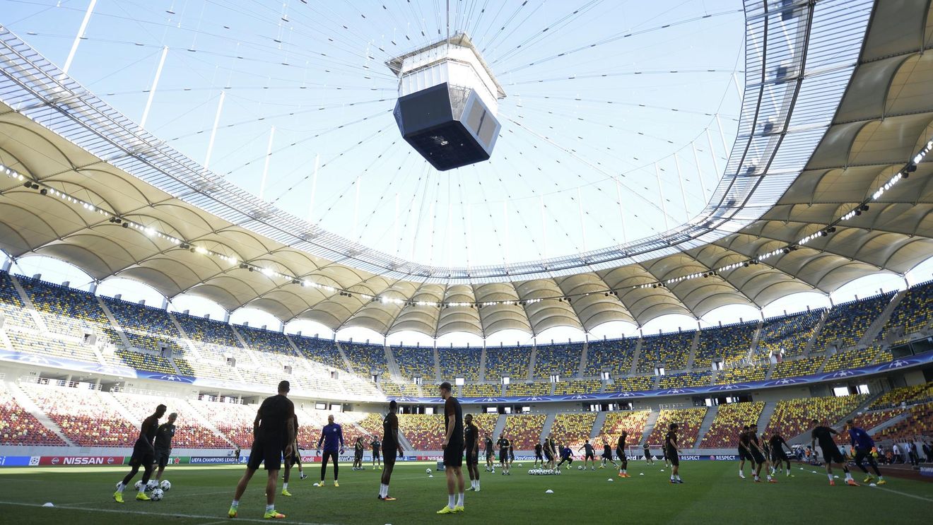 Lupescu e sigur: "România va organiza meciuri la CE 2020! UEFA nu cere un metrou până la aeroport!"