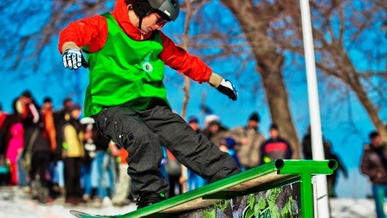 Du-ți placa acolo unde îi este locul! Vino la prima competiție de snowboarding din România recunoscută internațional