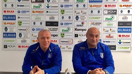 Corona Brașov a schimbat din nou antrenorul! Clubul de la poalele Tâmpei a ajuns la 5 antrenori demiși sau care au renunțat în ultimele 20 de luni. Cine a preluat comanda