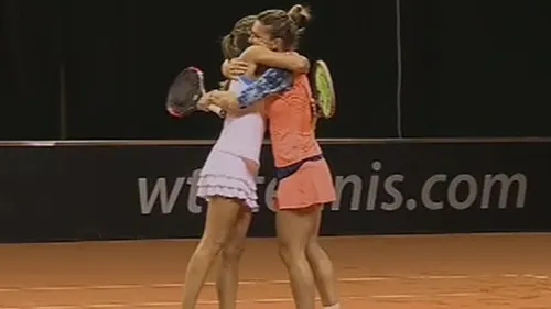 Simona Halep și Alicja Rosolska s-au calificat în sferturile turneului de dublu de la Stuttgart după o revenire uluitoare! 