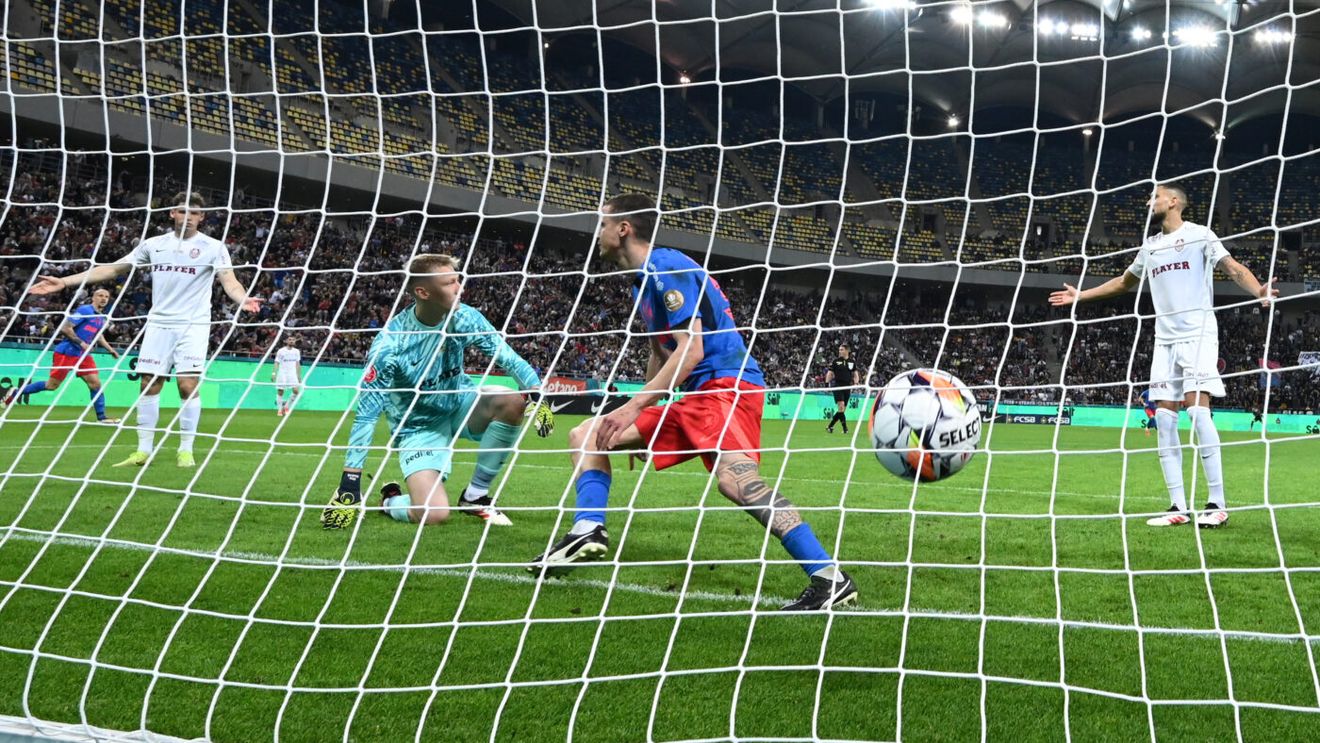 Gafa care l-a scos din minți pe Dan Petrescu. Eroarea care o poate costa titlul pe CFR Cluj