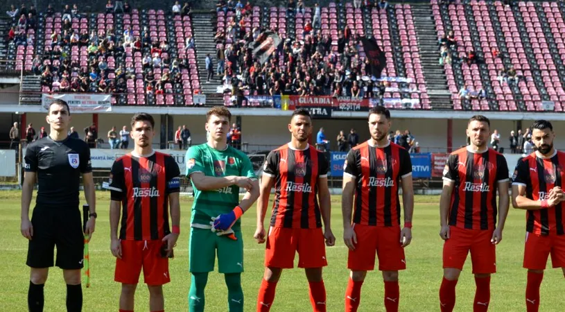 ACSM Reșița termină în genunchi sezonul, Leontin Doană își prezintă scuzele: ”Îmi pare rău pentru suporteri, reșițeni, dar aceasta e situația.” A pierdut cu Șelimbăr și are trei eeșcuri la rând