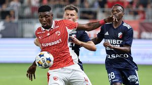 Azerii au vrut să-l îmbrace în aur pe Kennedy Boateng de la Dinamo. Zeljko Kopic a „prăbușit” transferul