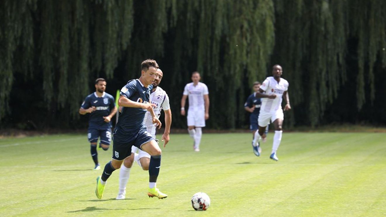 Campionii FC Argeş şi Apaticii Universitatea Craiova. Trupa lui Ionuţ Badea a surclasat rezervele lui Bergodi, în amicalul din Lunca Jiului | GALERIE FOTO