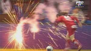 Dinamo, iertată pe jumătate după incidentele de la Brașov! "Ștefan cel Mare", suspendat un meci: Ce amendă vor plăti