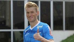 CFR, la un pas să aducă un fundaș brazilian. Președintele clubului de care aparține anunță: "E indicat pentru el să meargă acolo. E cea mai bună echipă din România"