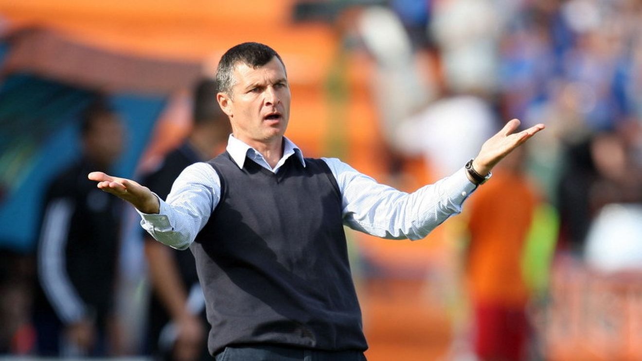 Sabău, după 0-2 cu „U"** "Puteam să avem 3-0 în minutul 30"