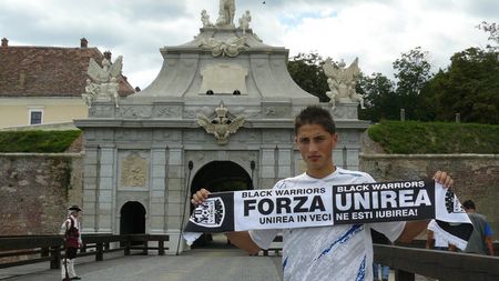 "Grozav** va semna cu Standard"