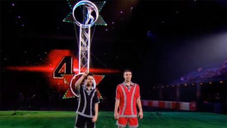 SHOW TOTAL** oferit de Fabregas și Van Persie într-o emisiune concurs! Cine a câștigat VIDEO