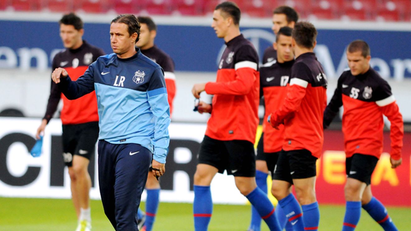 COLOSAL! Contract pe VIAȚĂ‚ pentru Reghe!** Niciun antrenor din istoria Stelei nu a reușit asta! Recordul stabilit la Steaua în doar patru luni