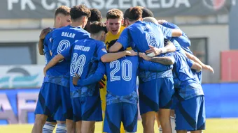 Portarul titular al FCU Craiova devine liber după încheierea împrumutului de la Rapid. Gafa comisă de giuleșteni, după ce semnese cu ei prelungirea. EXCLUSIV