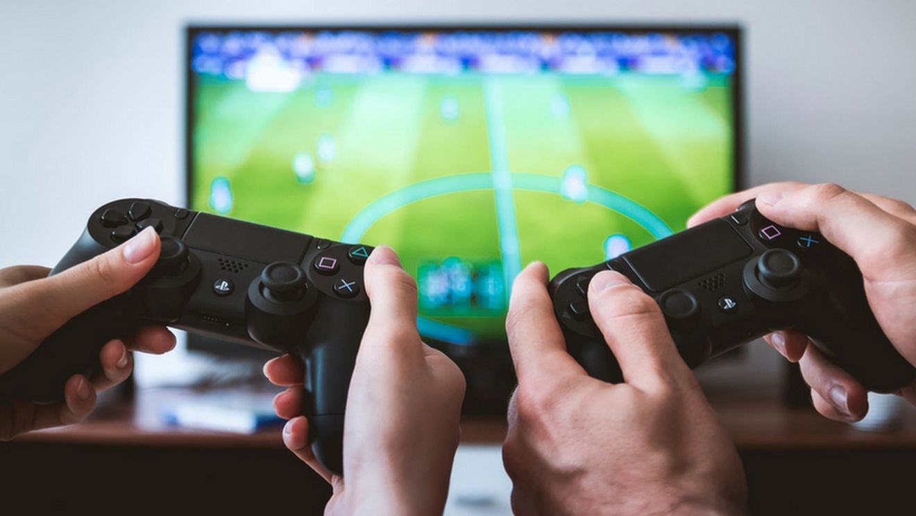 Un manager din Premier League le-a blocat accesul la internet fotbaliștilor pentru a nu se juca: "Este același lucru cu depedența de alcool sau droguri!"