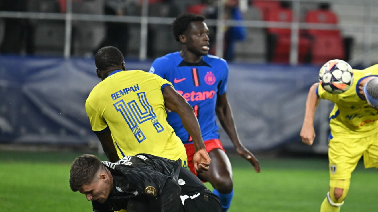 Dezastru sub ochii lui Adrian Mutu! Fotbalistul revenit la antrenamente după patru luni s-a prăbușit pe teren. EXCLUSIV