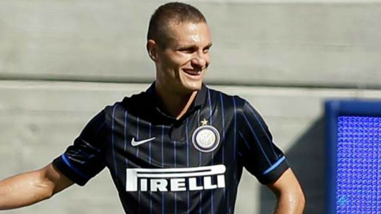 Mancini: "Vidic nu este obișnuit cu fotbalul italian, are nevoie de timp"