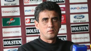 Rada: "Hai să nu-l mai luăm în seamă pe Becali"