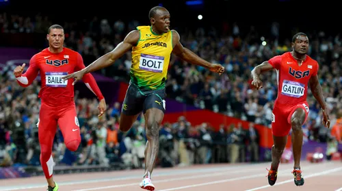 Duelul așteptat de o întreagă planetă!** „Fulgerul” Bolt a câștigat din nou AURUL la sută, cu un nou RECORD OLIMPIC