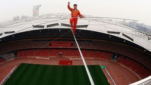 Fotografia zilei| Zbor deasupra unui "Cuib de pasăre"