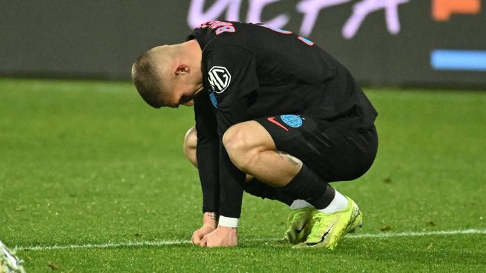Ce făcea Daniel Bîrligea în timp ce colegii săi scriau istorie în Europa League, în FCSB - Feyenoord 4-3