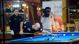 Trei victorii românești în primul tur al Campionatului European de biliard din Cipru. Campionul național a câștigat cu 8-3 partida de debut