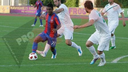 Au speculat la bursă:** Steaua - Bursaspor 1-0! FOTO Golul "șmecher" marcat de Bicfalvi