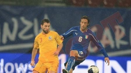 Mircea Sandu: "E un început promițător!** Avem un lot competitiv care ne poate aduce bucuria calificărilor"