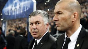 Ancelotti uimește: "Zidane mi-a schimbat stilul de joc, lui îi datorez totul"