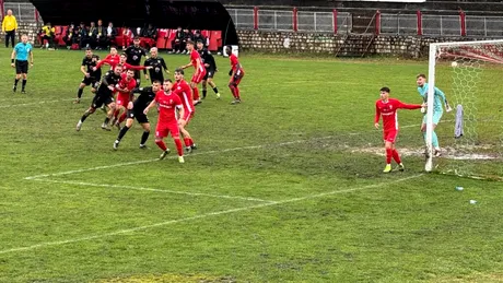 ”Cu ajutorul” suprafeței de joc, AFC Câmpulung Muscel a scos un punct important. Alecsandru Popovici: ”Raportul de forțe se echilibrează în astfel de condiții”