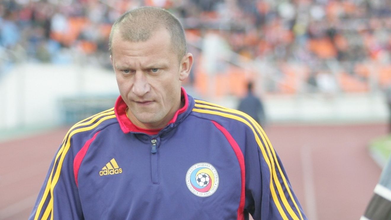 Munteanu: "Titularizarea lui Petre este o surpriză pentru mine"