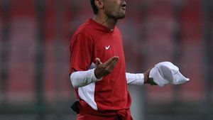 Trică îl face "praf" pe Florentin Petre:** "E un pitic pervers!"