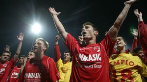 EXCLUSIV | Ștefan Radu e chemat la Dinamo! "Este un copil al clubului". Fundașul va pleca de la Lazio