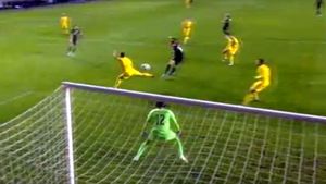 Secunda în care Mirel Rădoi a înghețat pe margine, iar Tătărușanu pe linia porții! Gregoritsch, ocazie uriașă dintre patru jucători români! FOTO&VIDEO