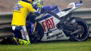 OFICIAL!** Valentino Rossi se întoarce la Yamaha din 2013