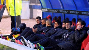 Povestea incredibilă a fotbalistului de la Steaua, care a ajuns să lucreze la spălătorie pentru că nu avea suficienți bani: „Mergeam în colțul străzii și spălam mașini după antrenament!”