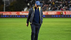 Leo Grozavu pune la zid arbitrajul: „A interpretat diferit și greșit multe faze”