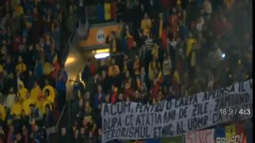 La TV s-a văzut doar pentru câteva momente. FOTO: Mesajul afișat de români la partida cu Olanda a stârnit reacția dură a UDMR