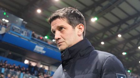 Cristi Chivu l-a lăsat rezervă, iar apoi a izbucnit scandalul! Telefon în timpul meciului și OUT de la Inter